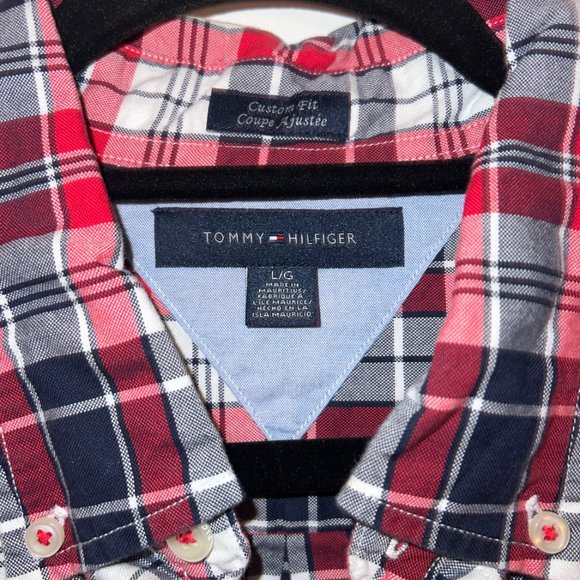 Tommy Hilfiger Plaid Casual Button Down Shirt - Picture 3 of 3
